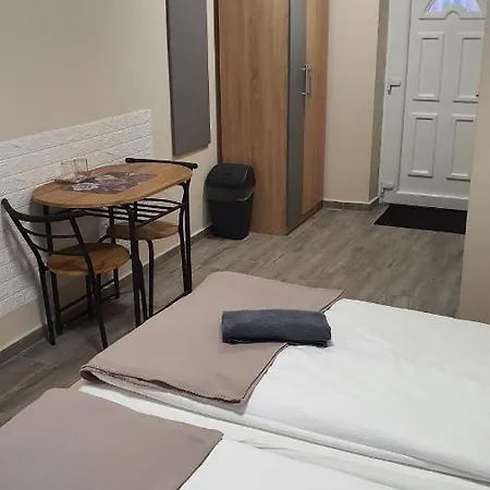 Zsofia Panzio Gasthof Pápa